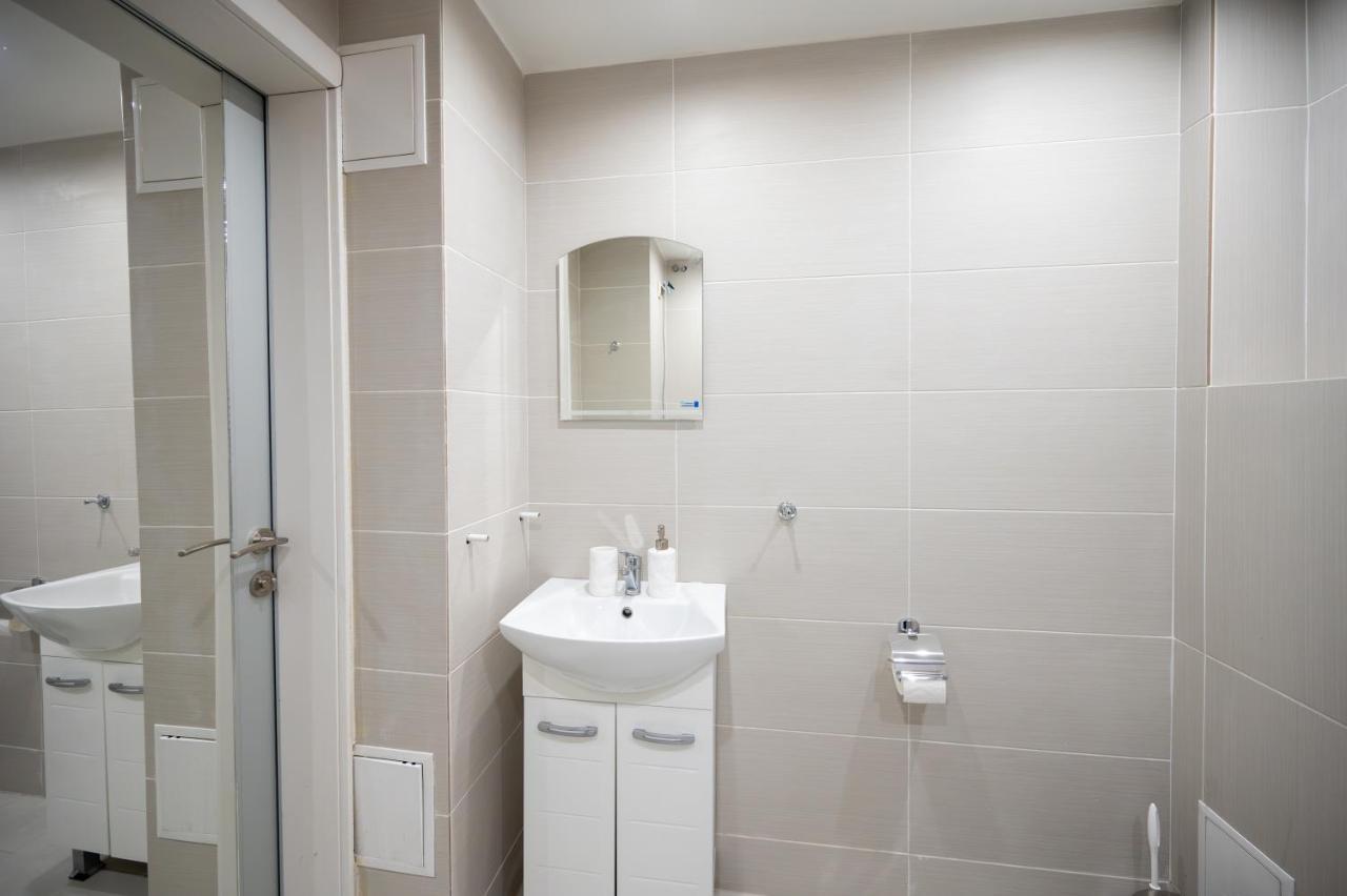 Spacious 1Bdr Apartment Near City Center Sofia Luaran gambar