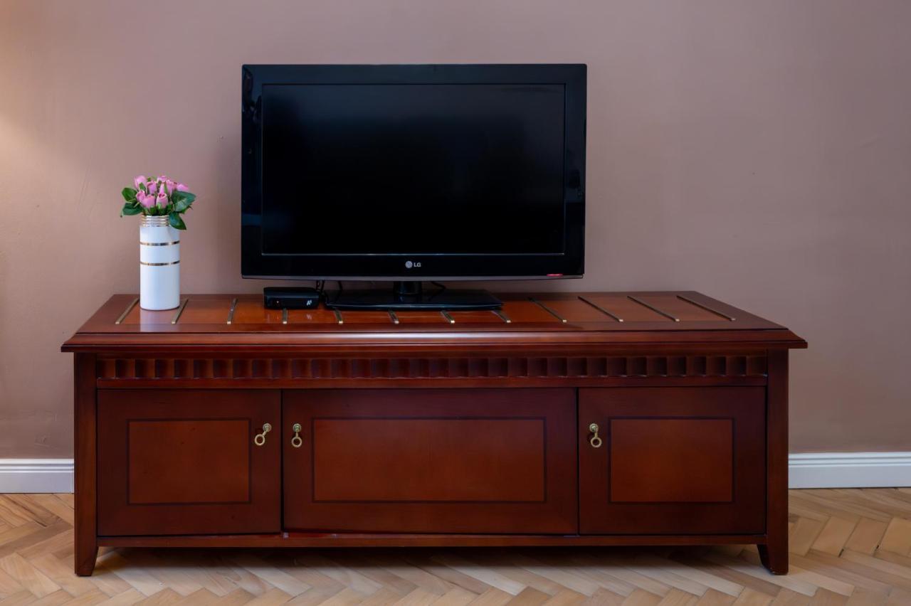 Spacious 1Bdr Apartment Near City Center Sofia Luaran gambar