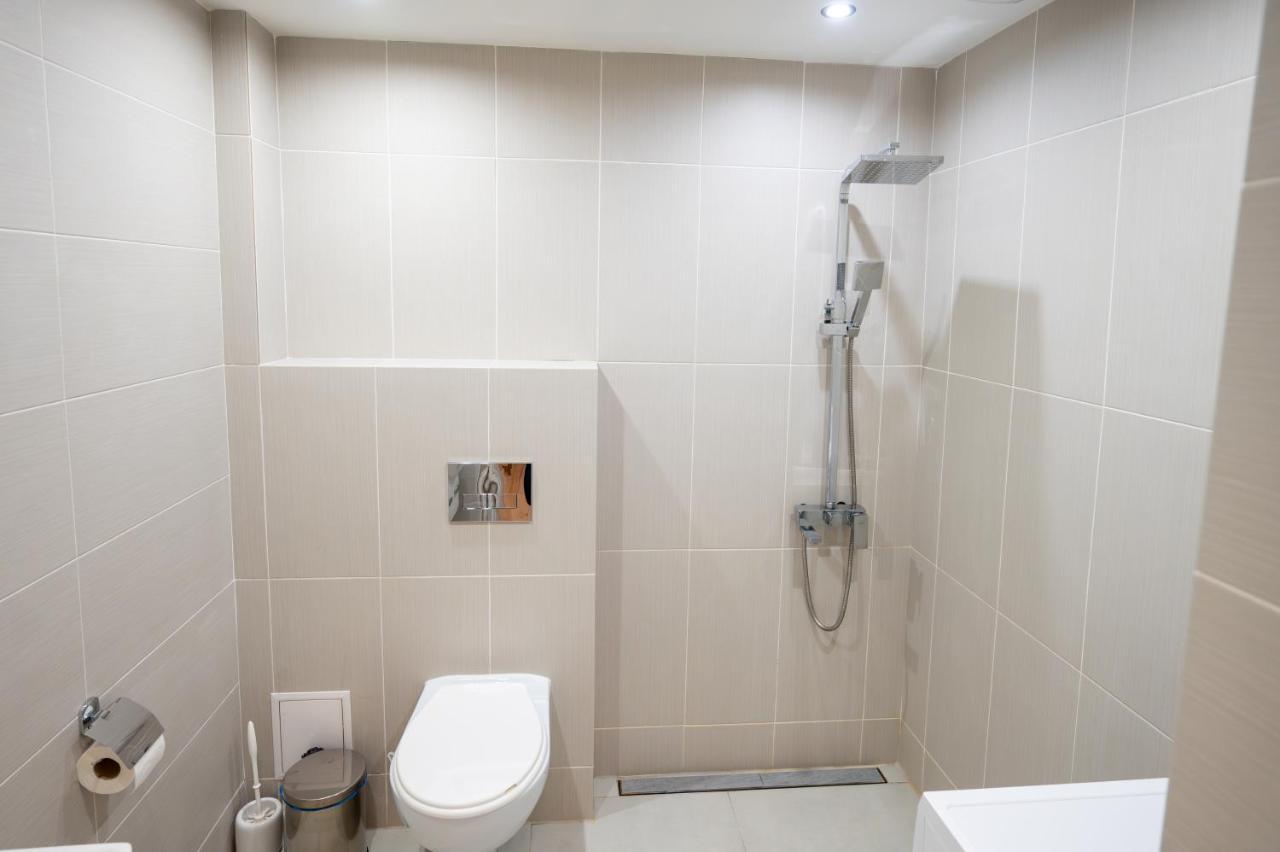 Spacious 1Bdr Apartment Near City Center Sofia Luaran gambar